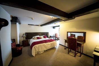 Black Boy Inn