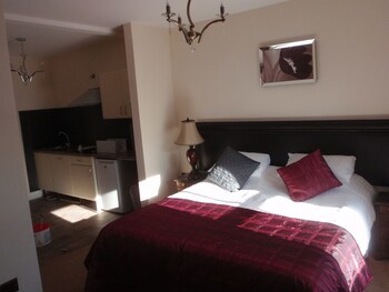Black Boy Inn