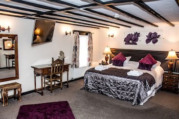 Black Boy Inn