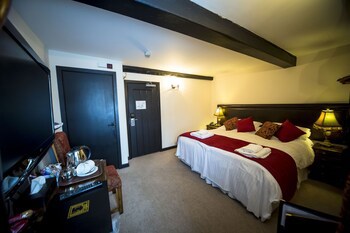 Black Boy Inn