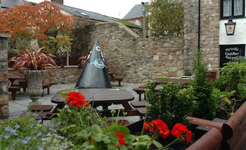 Black Boy Inn
