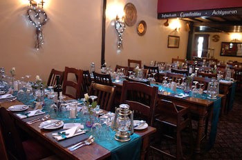 Black Boy Inn