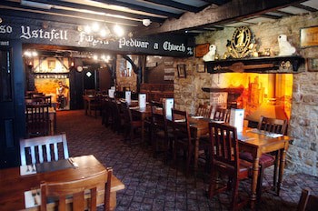 Black Boy Inn