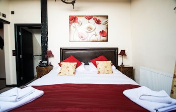 Black Boy Inn