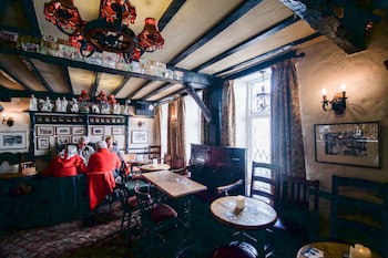Black Boy Inn