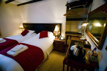 Black Boy Inn