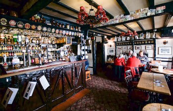 Black Boy Inn