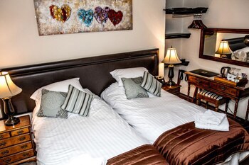 Black Boy Inn