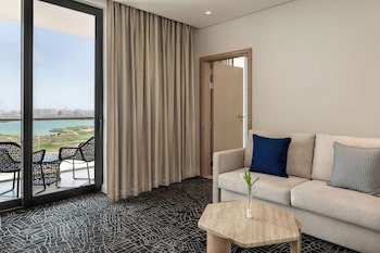 Yas Plaza Bay by IHG fotoğrafı