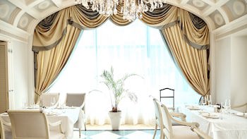 Intercontinental Kyiv, An Ihg Hotel