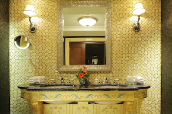 Intercontinental Kyiv, An Ihg Hotel