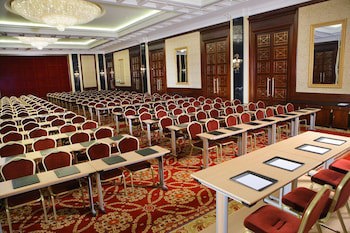 Intercontinental Kyiv, An Ihg Hotel