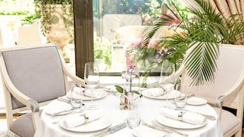 Intercontinental Kyiv, An Ihg Hotel