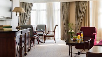 Intercontinental Kyiv, An Ihg Hotel