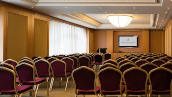 Intercontinental Kyiv, An Ihg Hotel