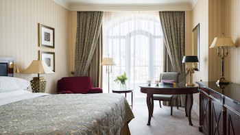 Intercontinental Kyiv, An Ihg Hotel