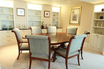 Intercontinental Kyiv, An Ihg Hotel