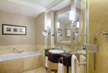 Intercontinental Kyiv, An Ihg Hotel