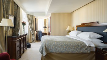 Intercontinental Kyiv, An Ihg Hotel