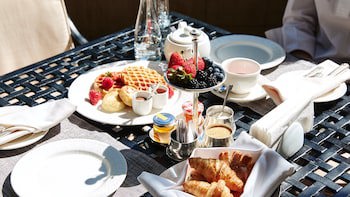 Intercontinental Kyiv, An Ihg Hotel