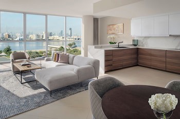 InterContinental Residence Suites Dubai Festival City by IHG galeri fotoğrafı