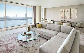 InterContinental Residence Suites Dubai Festival City by IHG fotoğrafı