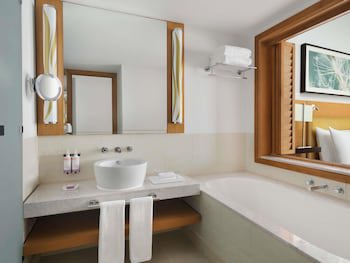 Movenpick Hotel Jumeirah Beach galeri fotoğrafı
