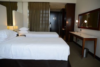 Centro Yas Island