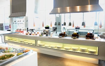 Centro Yas Island