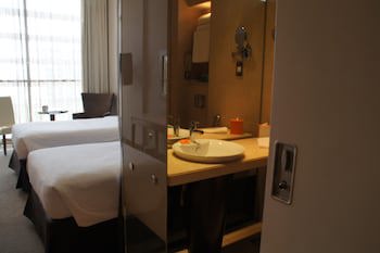 Centro Yas Island