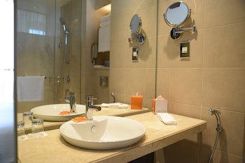 Centro Yas Island