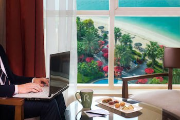 Khalidiya Palace Rayhaan By Rotana galeri fotoğrafı