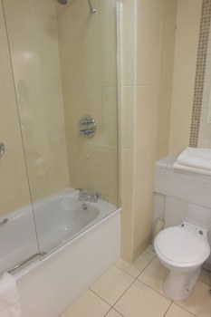Canal Court Hotel