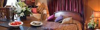 Canal Court Hotel