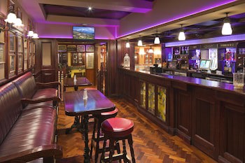 Canal Court Hotel