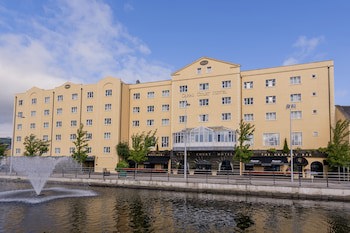 Canal Court Hotel
