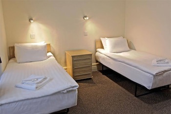 Central Hotel Golders Green