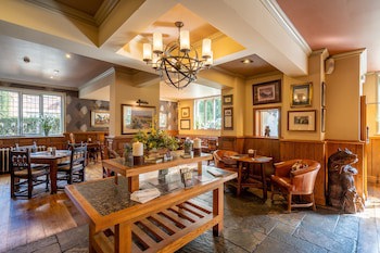 Bears Paw Inn