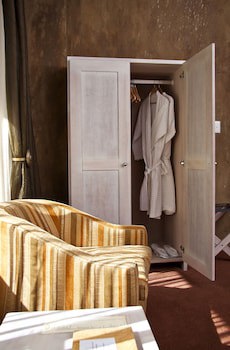 African Rock Hotel