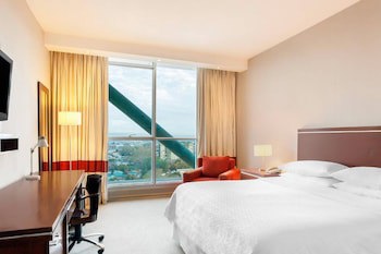Four Points By Sheraton Los Angeles
