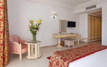 Zodiac Hotel