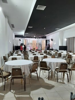 Zodiac Hotel