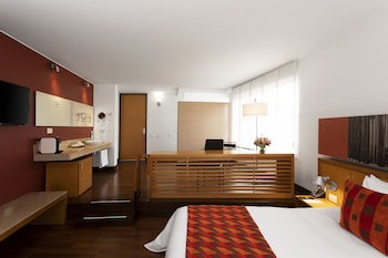 Bh La Quinta- Suites