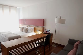 Bh La Quinta- Suites