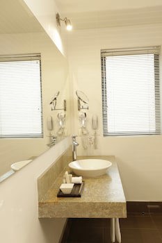 Bh La Quinta- Suites
