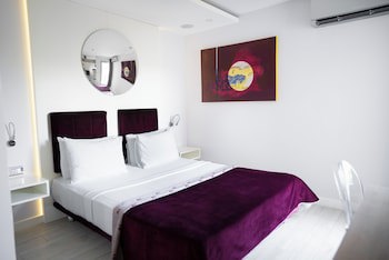 No 81 Hotel