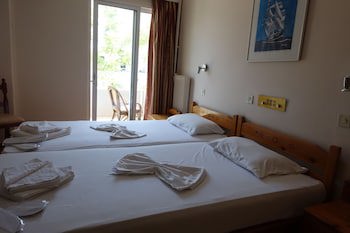Bristol Hotel & Apartments