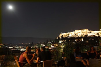 Pella Inn Hostel