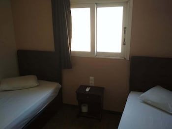 Pella Inn Hostel galeri fotoğrafı
