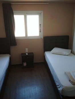 Pella Inn Hostel galeri fotoğrafı